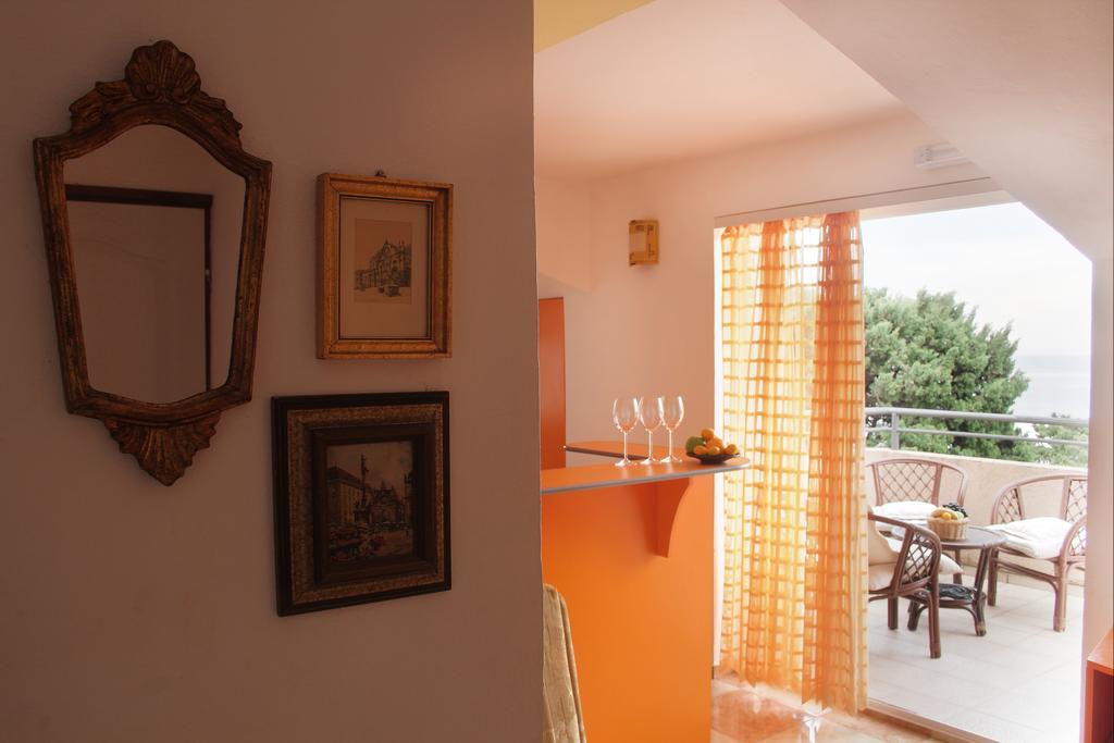 Apartments Villa Slavica Petrovac Pokoj fotografie